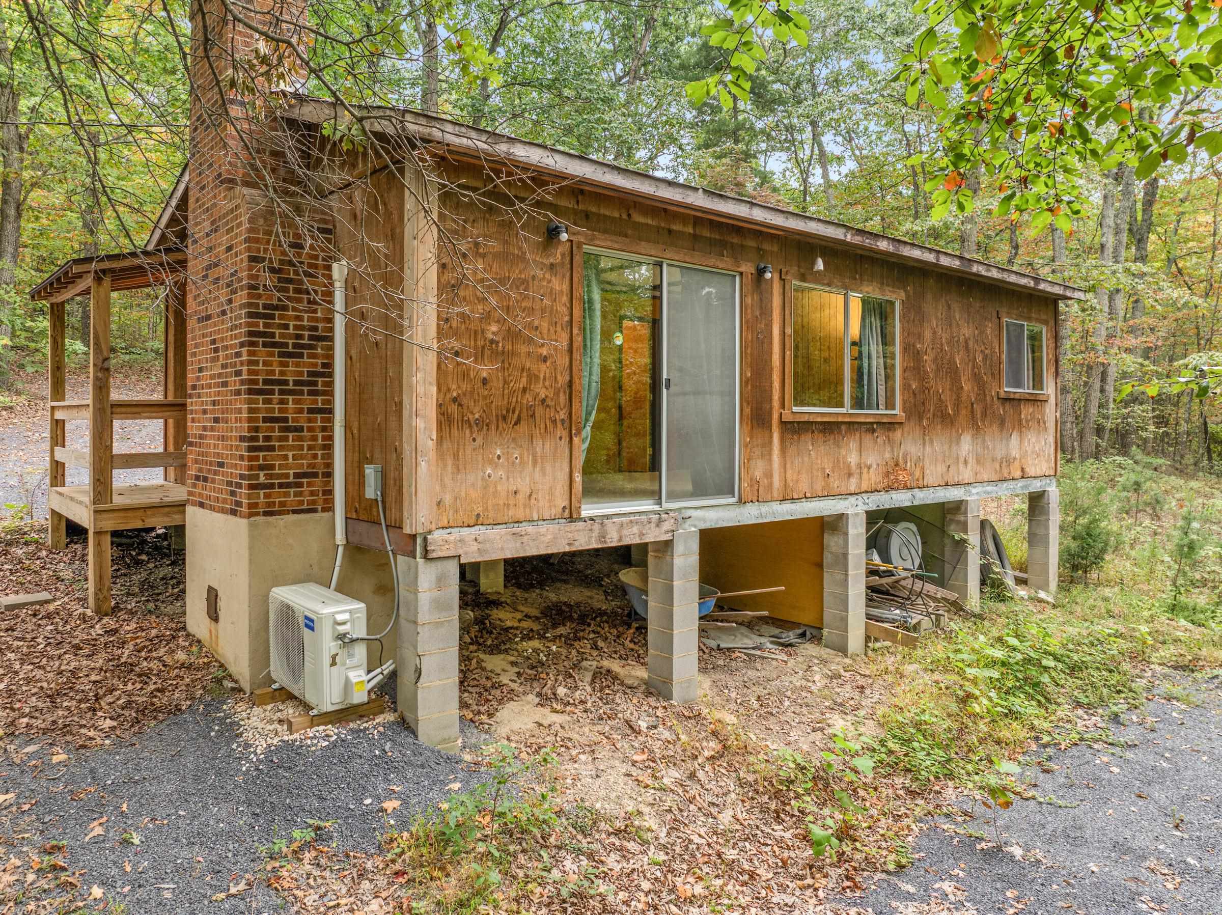 974 SUNDANCE RETREAT LN, NEW MARKET, Virginia 22844, 2 Bedrooms Bedrooms, ,1 BathroomBathrooms,Residential,974 SUNDANCE RETREAT LN,669492 MLS # 669492