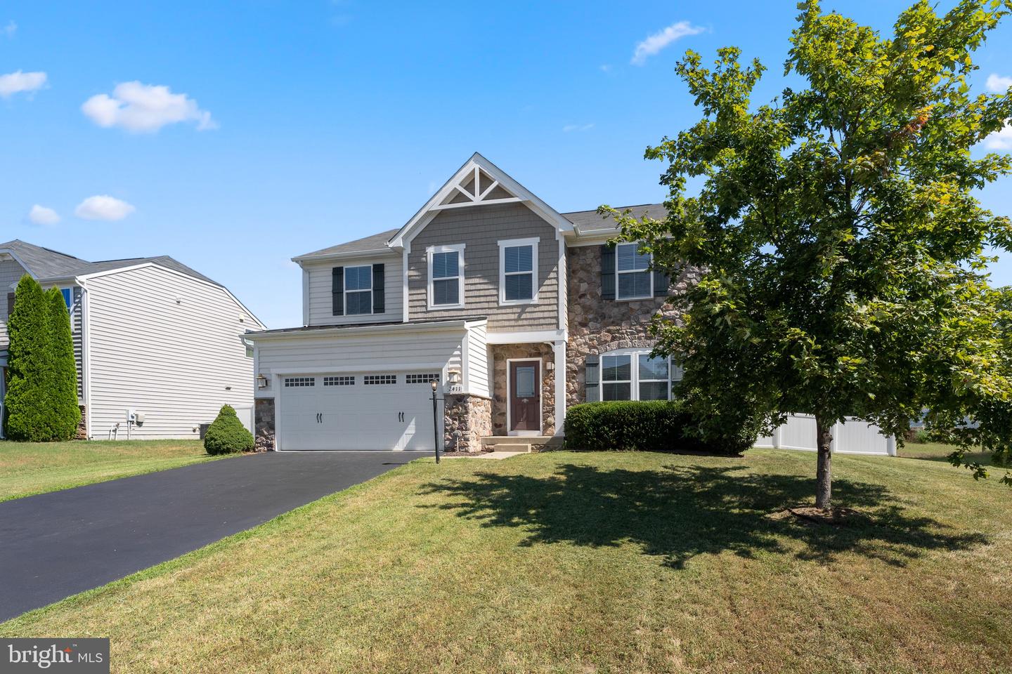 2411 WALTHALL CT, FREDERICKSBURG, Virginia 22408, 4 Bedrooms Bedrooms, ,3 BathroomsBathrooms,Residential,For sale,2411 WALTHALL CT,VASP2035686 MLS # VASP2035686