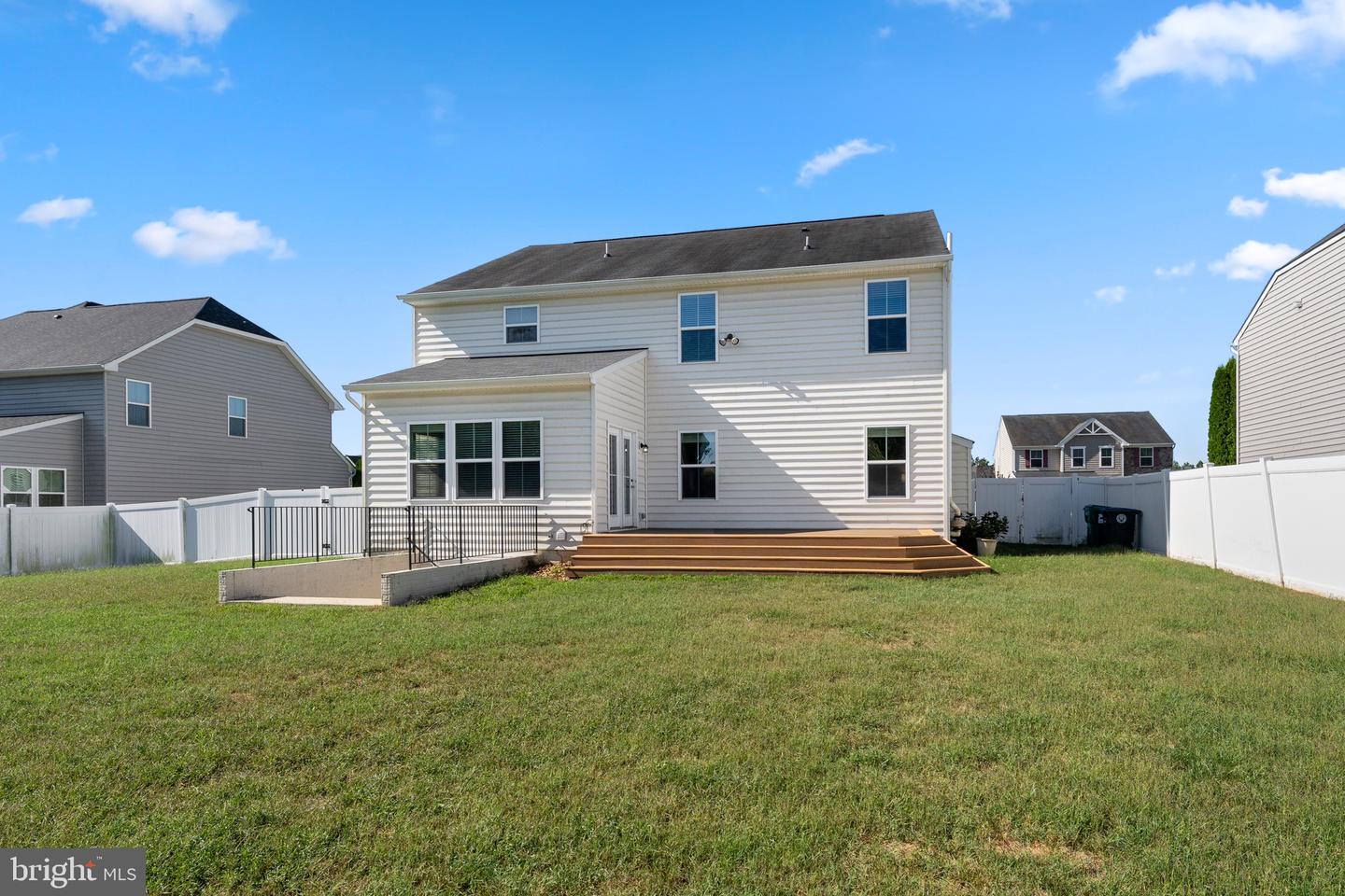 2411 WALTHALL CT, FREDERICKSBURG, Virginia 22408, 4 Bedrooms Bedrooms, ,3 BathroomsBathrooms,Residential,For sale,2411 WALTHALL CT,VASP2035686 MLS # VASP2035686