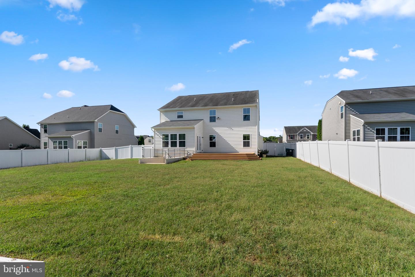 2411 WALTHALL CT, FREDERICKSBURG, Virginia 22408, 4 Bedrooms Bedrooms, ,3 BathroomsBathrooms,Residential,For sale,2411 WALTHALL CT,VASP2035686 MLS # VASP2035686