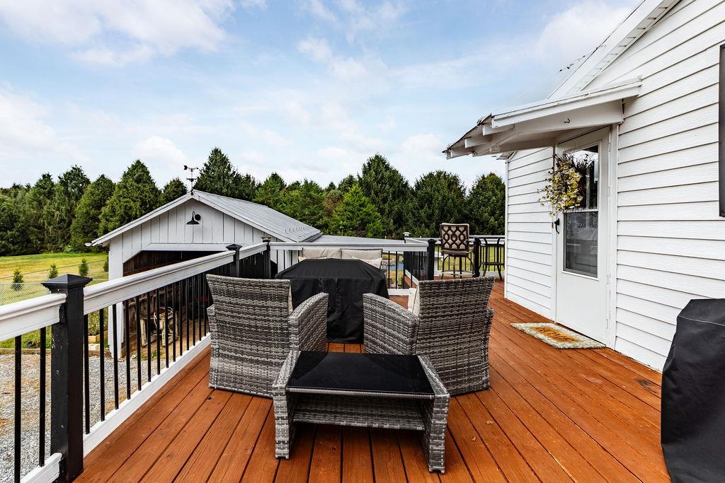 1493 LAUREL HILL RD, VERONA, Virginia 24482, 3 Bedrooms Bedrooms, ,1 BathroomBathrooms,Residential,1493 LAUREL HILL RD,669498 MLS # 669498