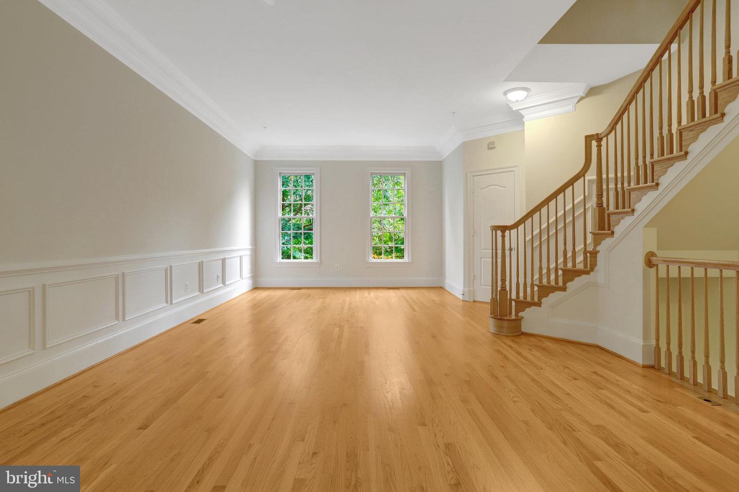 1852 CARPENTER RD, ALEXANDRIA, Virginia 22314, 3 Bedrooms Bedrooms, ,3 BathroomsBathrooms,Residential,For sale,1852 CARPENTER RD,VAAX2048972 MLS # VAAX2048972
