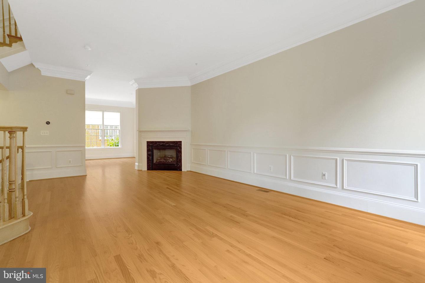 1852 CARPENTER RD, ALEXANDRIA, Virginia 22314, 3 Bedrooms Bedrooms, ,3 BathroomsBathrooms,Residential,For sale,1852 CARPENTER RD,VAAX2048972 MLS # VAAX2048972