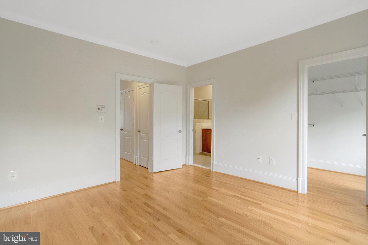 1852 CARPENTER RD, ALEXANDRIA, Virginia 22314, 3 Bedrooms Bedrooms, ,3 BathroomsBathrooms,Residential,For sale,1852 CARPENTER RD,VAAX2048972 MLS # VAAX2048972