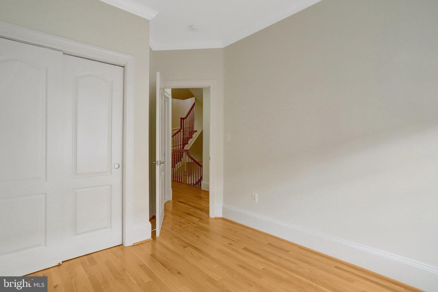 1852 CARPENTER RD, ALEXANDRIA, Virginia 22314, 3 Bedrooms Bedrooms, ,3 BathroomsBathrooms,Residential,For sale,1852 CARPENTER RD,VAAX2048972 MLS # VAAX2048972