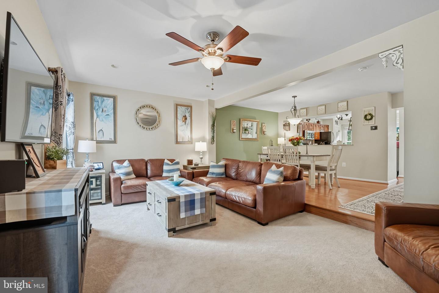 44094 GALA CIR, ASHBURN, Virginia 20147, 3 Bedrooms Bedrooms, ,2 BathroomsBathrooms,Residential,For sale,44094 GALA CIR,VALO2105498 MLS # VALO2105498