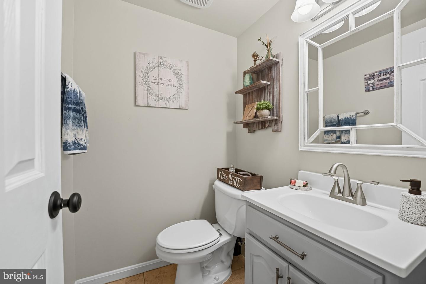 44094 GALA CIR, ASHBURN, Virginia 20147, 3 Bedrooms Bedrooms, ,2 BathroomsBathrooms,Residential,For sale,44094 GALA CIR,VALO2105498 MLS # VALO2105498