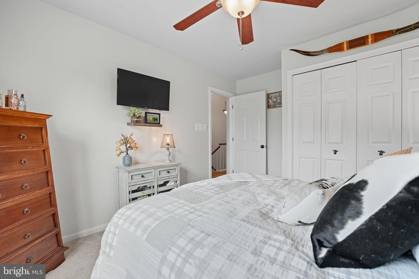 44094 GALA CIR, ASHBURN, Virginia 20147, 3 Bedrooms Bedrooms, ,2 BathroomsBathrooms,Residential,For sale,44094 GALA CIR,VALO2105498 MLS # VALO2105498