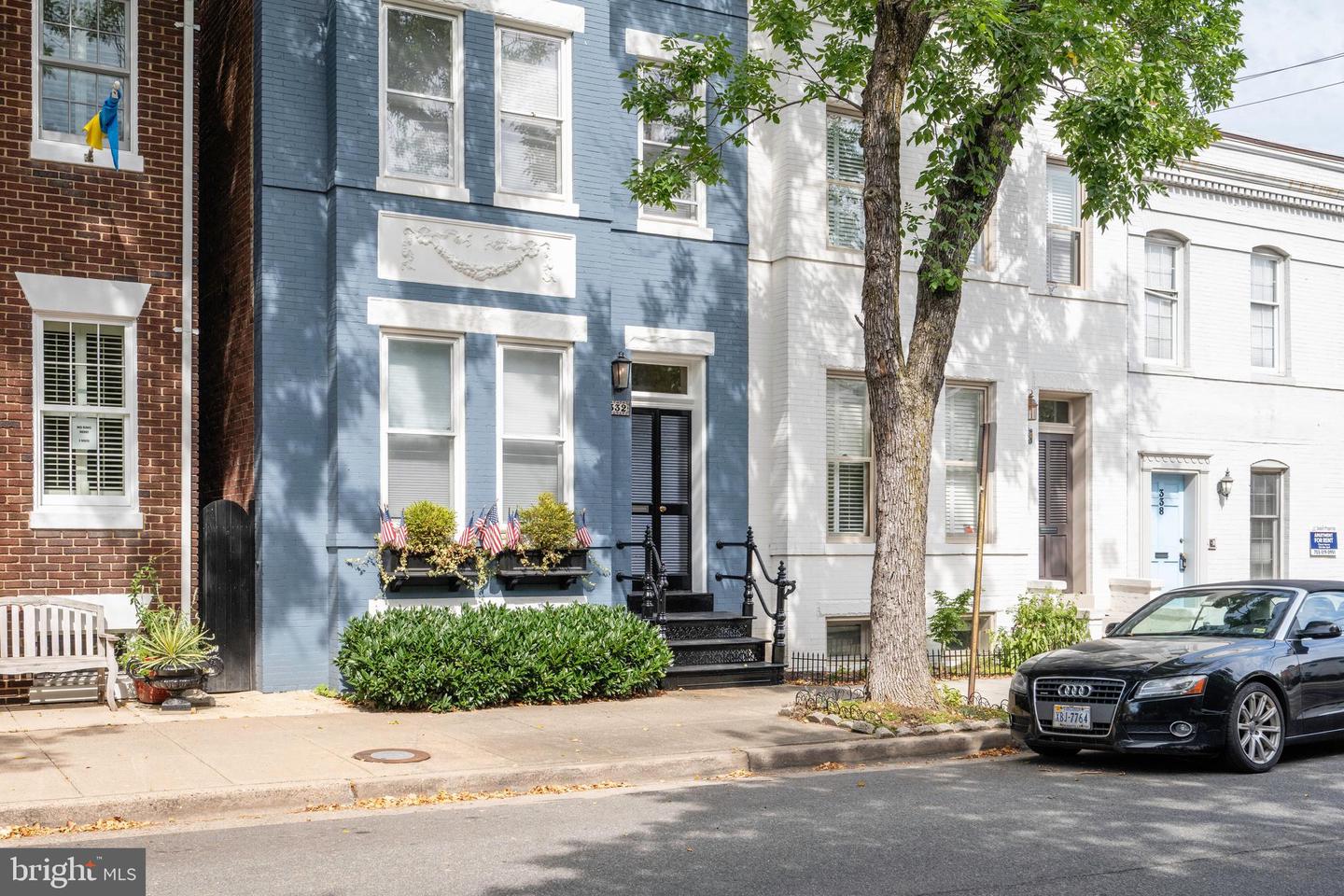 332 N COLUMBUS ST, ALEXANDRIA, Virginia 22314, 3 Bedrooms Bedrooms, ,2 BathroomsBathrooms,Residential,For sale,332 N COLUMBUS ST,VAAX2049164 MLS # VAAX2049164