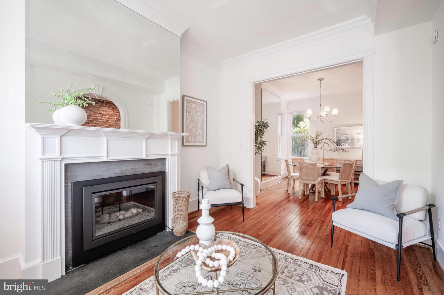 332 N COLUMBUS ST, ALEXANDRIA, Virginia 22314, 3 Bedrooms Bedrooms, ,2 BathroomsBathrooms,Residential,For sale,332 N COLUMBUS ST,VAAX2049164 MLS # VAAX2049164
