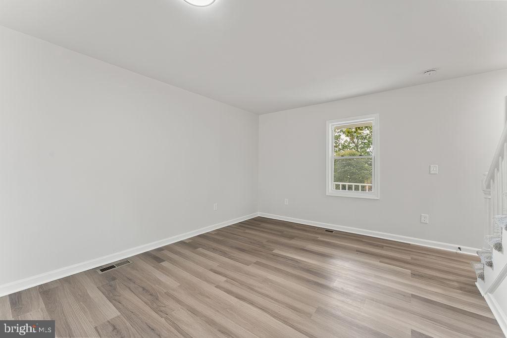 936 FICKLEN RD, FREDERICKSBURG, Virginia 22405, 3 Bedrooms Bedrooms, ,2 BathroomsBathrooms,Residential,For sale,936 FICKLEN RD,VAST2042464 MLS # VAST2042464