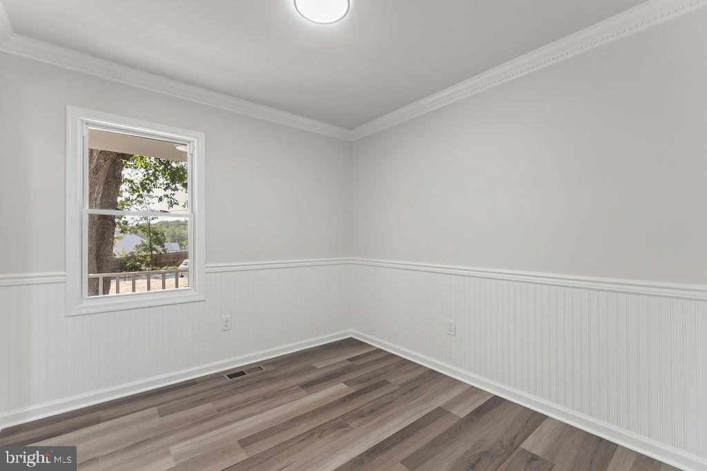 936 FICKLEN RD, FREDERICKSBURG, Virginia 22405, 3 Bedrooms Bedrooms, ,2 BathroomsBathrooms,Residential,For sale,936 FICKLEN RD,VAST2042464 MLS # VAST2042464