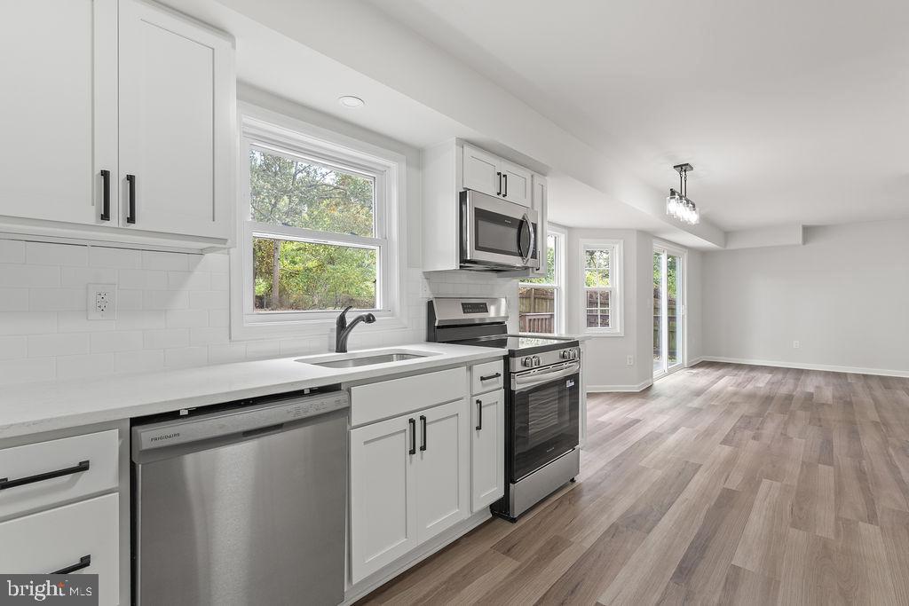 936 FICKLEN RD, FREDERICKSBURG, Virginia 22405, 3 Bedrooms Bedrooms, ,2 BathroomsBathrooms,Residential,For sale,936 FICKLEN RD,VAST2042464 MLS # VAST2042464
