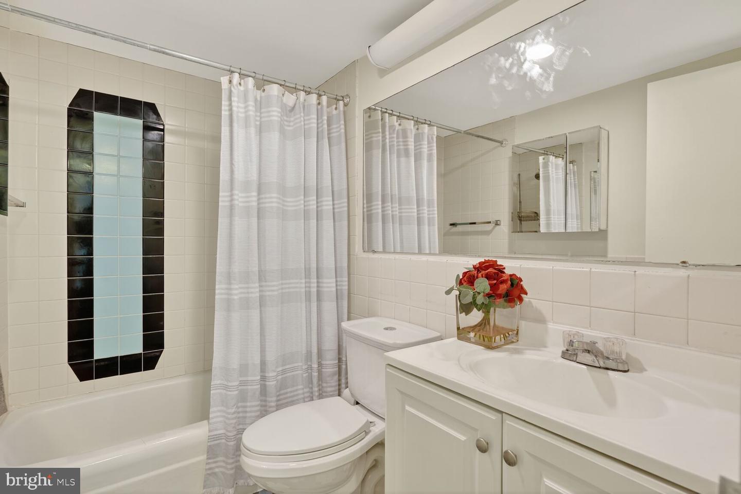 700 7TH ST SW #716, WASHINGTON, District Of Columbia 20024, 1 Bedroom Bedrooms, ,1 BathroomBathrooms,Residential,For sale,700 7TH ST SW #716,DCDC2220588 MLS # DCDC2220588