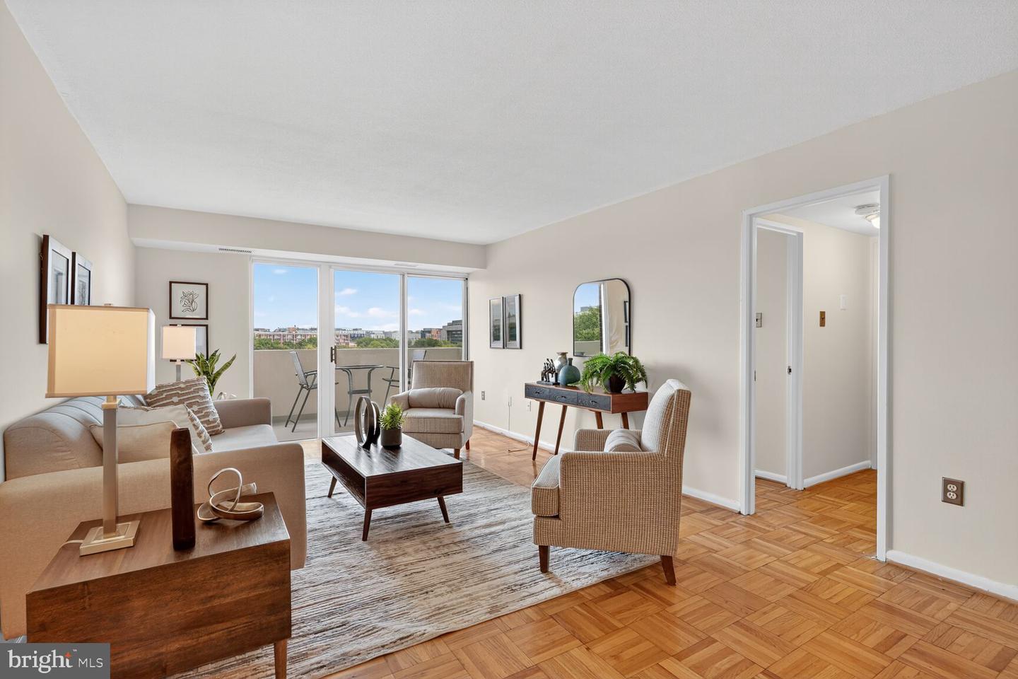 700 7TH ST SW #716, WASHINGTON, District Of Columbia 20024, 1 Bedroom Bedrooms, ,1 BathroomBathrooms,Residential,For sale,700 7TH ST SW #716,DCDC2220588 MLS # DCDC2220588