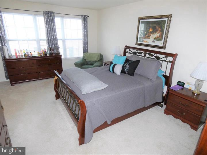 4911 POTOMAC HIGHLANDS CIR, TRIANGLE, Virginia 22172, 3 Bedrooms Bedrooms, ,3 BathroomsBathrooms,Residential,For sale,4911 POTOMAC HIGHLANDS CIR,VAPW2103412 MLS # VAPW2103412