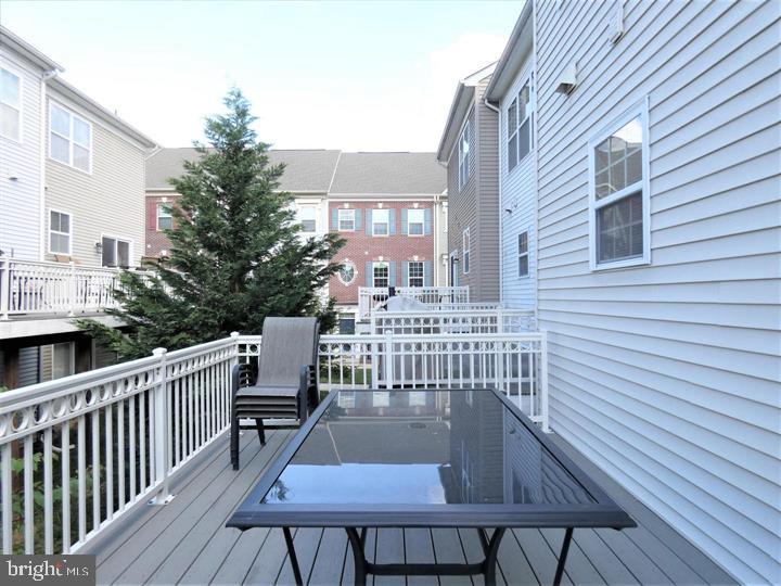 4911 POTOMAC HIGHLANDS CIR, TRIANGLE, Virginia 22172, 3 Bedrooms Bedrooms, ,3 BathroomsBathrooms,Residential,For sale,4911 POTOMAC HIGHLANDS CIR,VAPW2103412 MLS # VAPW2103412
