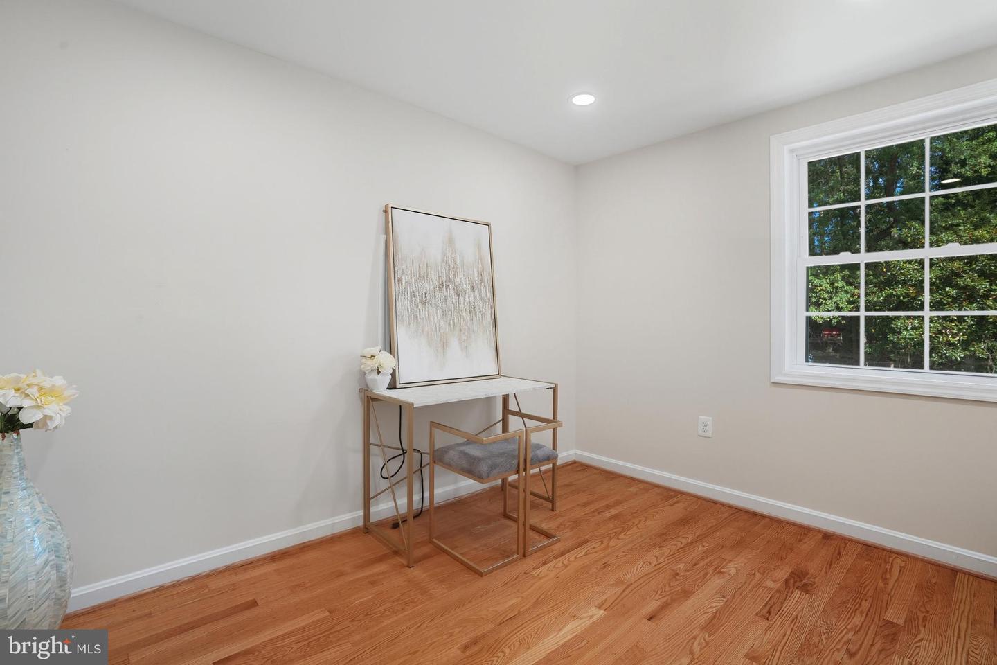 7406 MASONVILLE DR, ANNANDALE, Virginia 22003, 5 Bedrooms Bedrooms, ,3 BathroomsBathrooms,Residential,For sale,7406 MASONVILLE DR,VAFX2265366 MLS # VAFX2265366