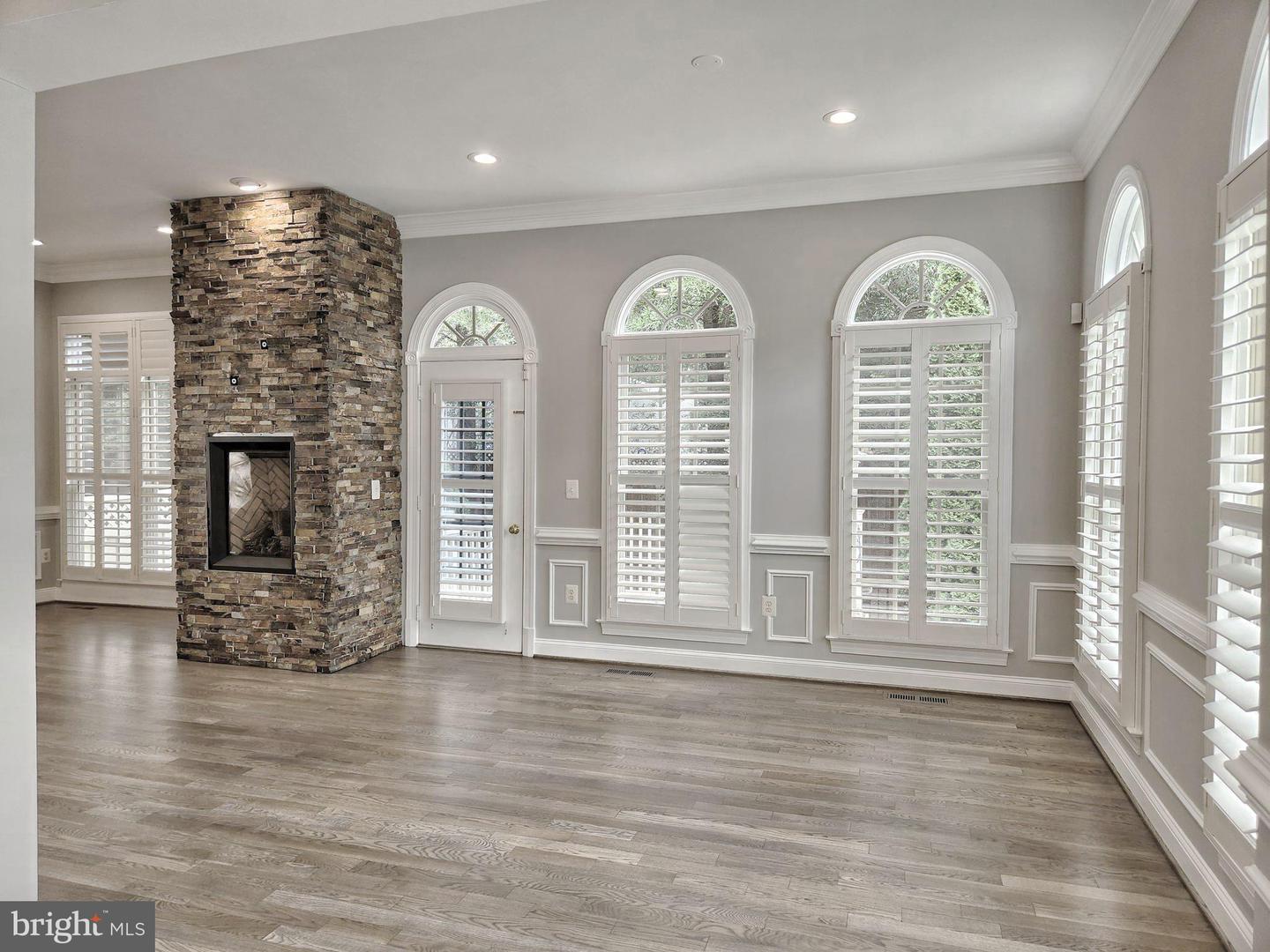 12748 LADY SOMERSET LN, FAIRFAX, Virginia 22033, 4 Bedrooms Bedrooms, 17 Rooms Rooms,3 BathroomsBathrooms,Residential,For sale,12748 LADY SOMERSET LN,VAFX2265768 MLS # VAFX2265768
