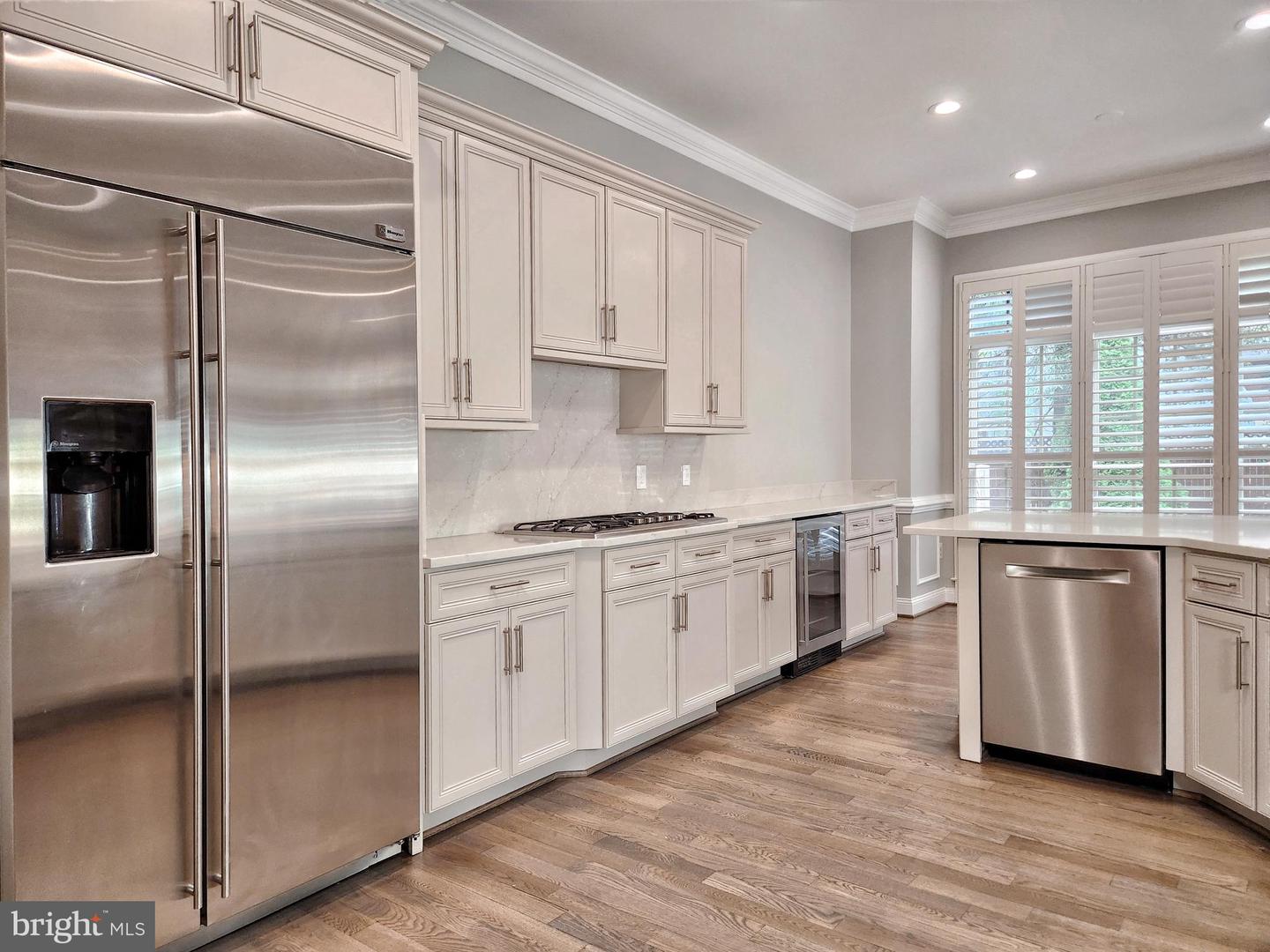 12748 LADY SOMERSET LN, FAIRFAX, Virginia 22033, 4 Bedrooms Bedrooms, 17 Rooms Rooms,3 BathroomsBathrooms,Residential,For sale,12748 LADY SOMERSET LN,VAFX2265768 MLS # VAFX2265768