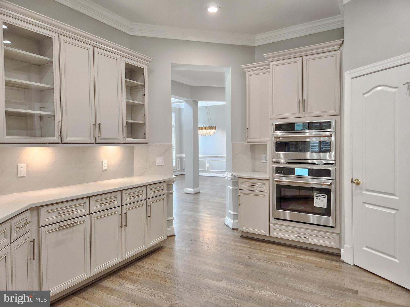12748 LADY SOMERSET LN, FAIRFAX, Virginia 22033, 4 Bedrooms Bedrooms, 17 Rooms Rooms,3 BathroomsBathrooms,Residential,For sale,12748 LADY SOMERSET LN,VAFX2265768 MLS # VAFX2265768