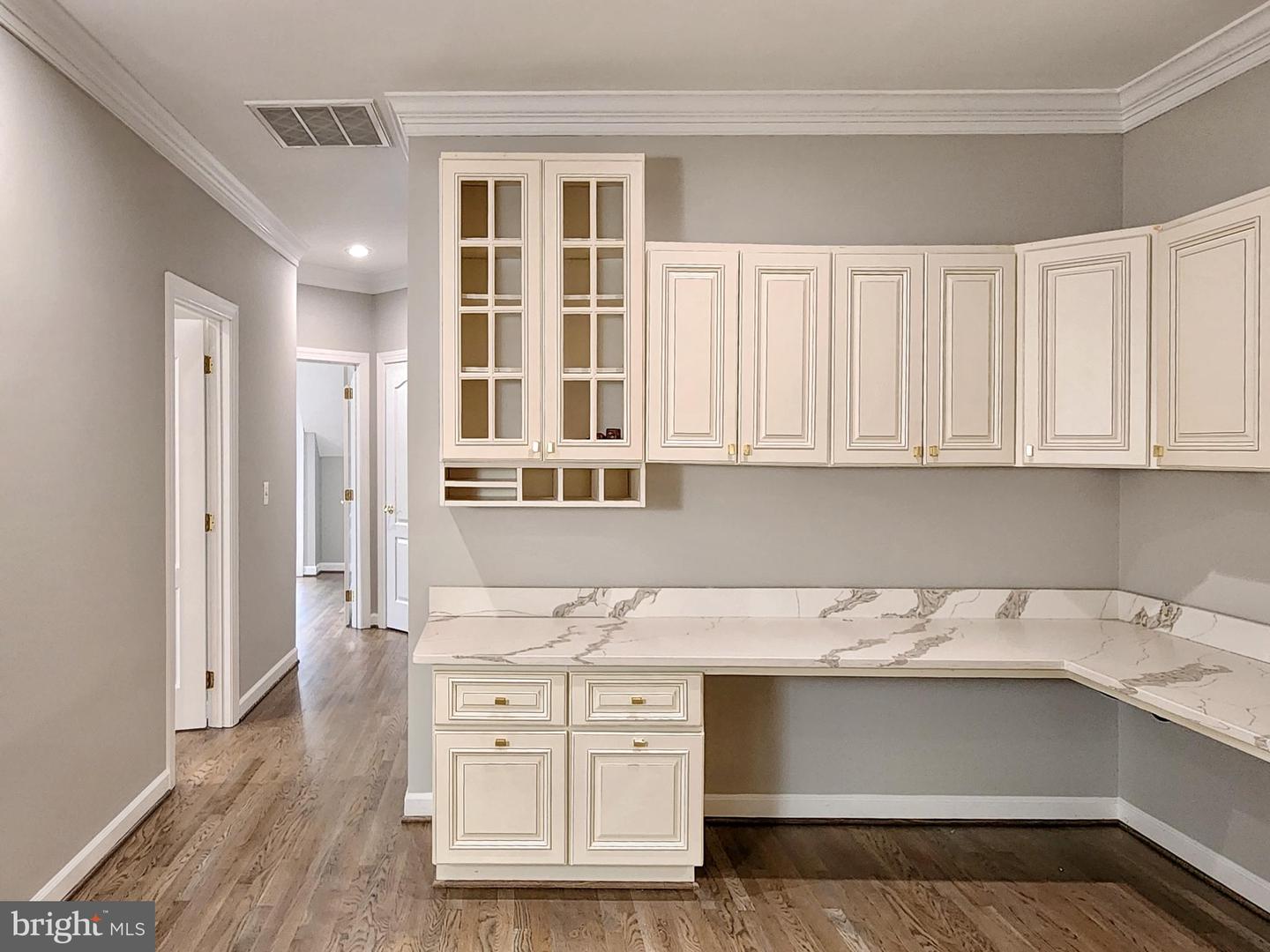 12748 LADY SOMERSET LN, FAIRFAX, Virginia 22033, 4 Bedrooms Bedrooms, 17 Rooms Rooms,3 BathroomsBathrooms,Residential,For sale,12748 LADY SOMERSET LN,VAFX2265768 MLS # VAFX2265768