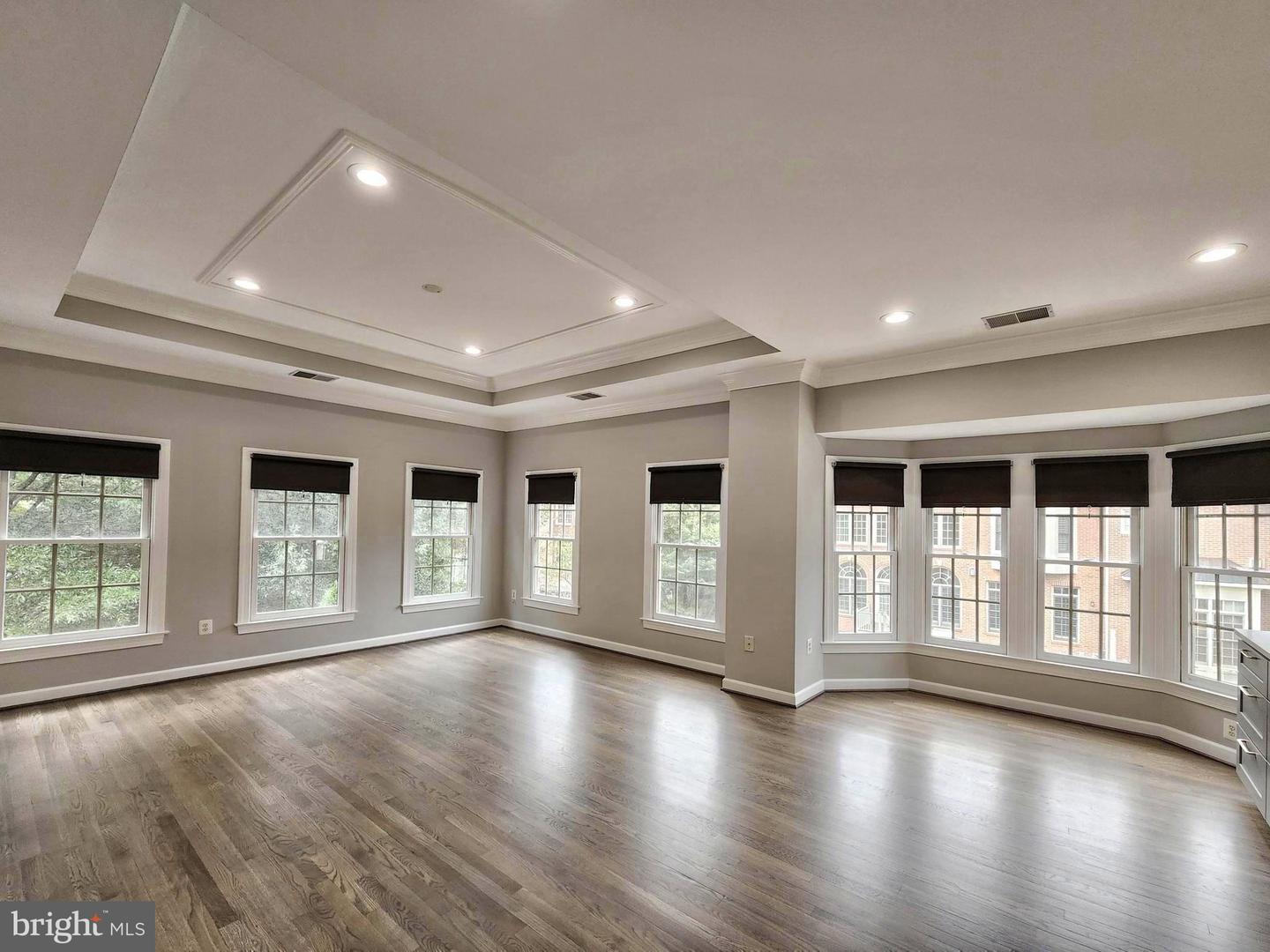 12748 LADY SOMERSET LN, FAIRFAX, Virginia 22033, 4 Bedrooms Bedrooms, 17 Rooms Rooms,3 BathroomsBathrooms,Residential,For sale,12748 LADY SOMERSET LN,VAFX2265768 MLS # VAFX2265768