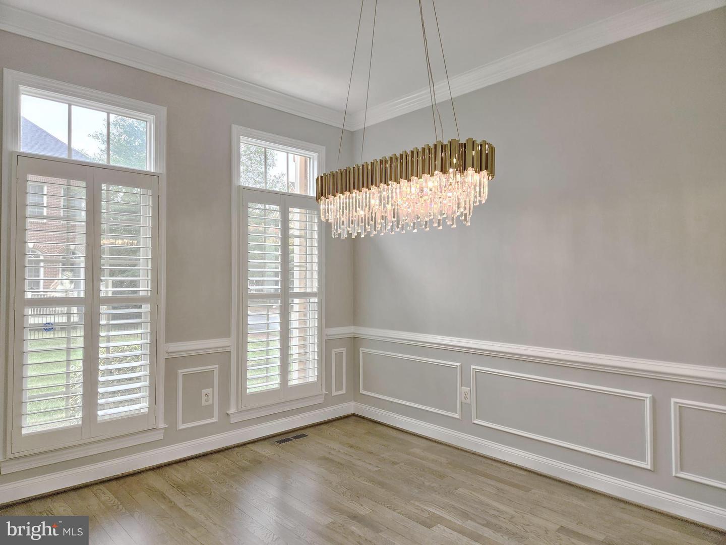 12748 LADY SOMERSET LN, FAIRFAX, Virginia 22033, 4 Bedrooms Bedrooms, 17 Rooms Rooms,3 BathroomsBathrooms,Residential,For sale,12748 LADY SOMERSET LN,VAFX2265768 MLS # VAFX2265768