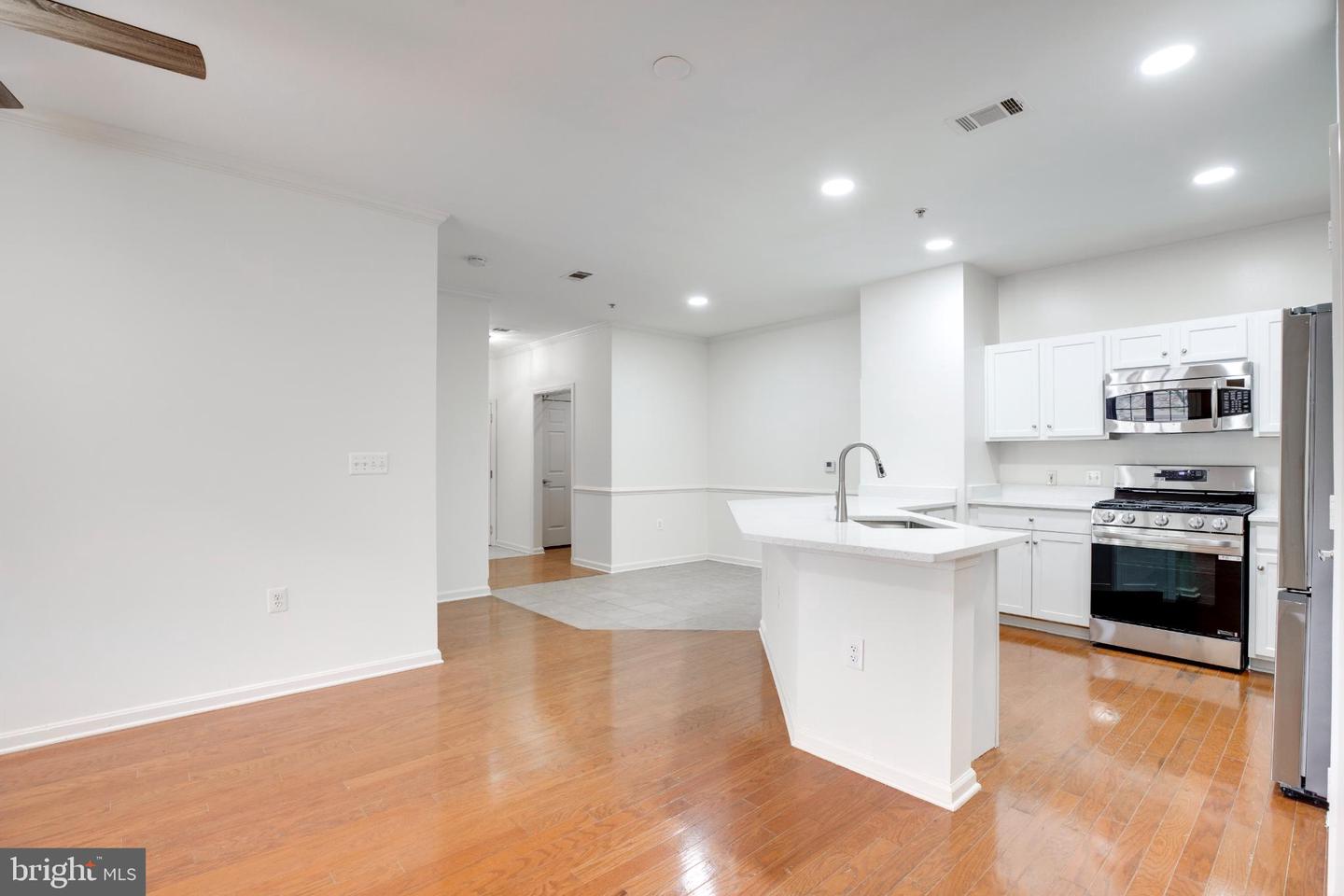 13386 CONNOR DR #D, CENTREVILLE, Virginia 20120, 3 Bedrooms Bedrooms, 5 Rooms Rooms,2 BathroomsBathrooms,Residential,For sale,13386 CONNOR DR #D,VAFX2266054 MLS # VAFX2266054