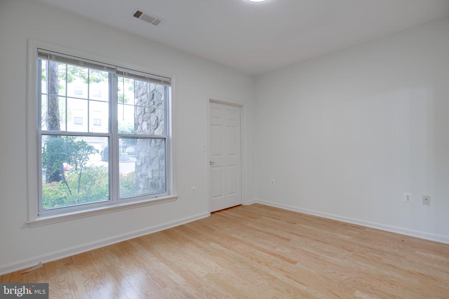 13386 CONNOR DR #D, CENTREVILLE, Virginia 20120, 3 Bedrooms Bedrooms, 5 Rooms Rooms,2 BathroomsBathrooms,Residential,For sale,13386 CONNOR DR #D,VAFX2266054 MLS # VAFX2266054