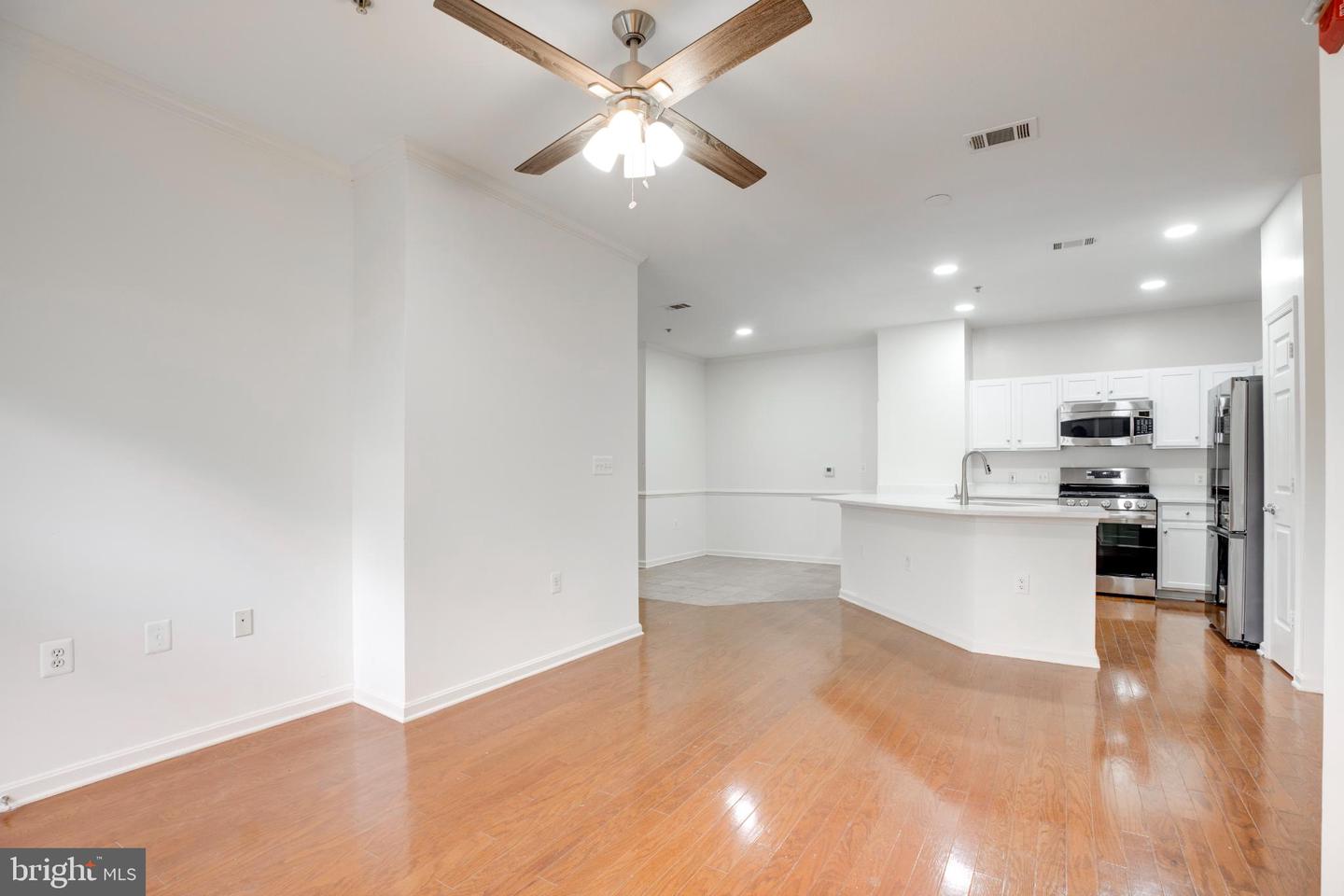 13386 CONNOR DR #D, CENTREVILLE, Virginia 20120, 3 Bedrooms Bedrooms, 5 Rooms Rooms,2 BathroomsBathrooms,Residential,For sale,13386 CONNOR DR #D,VAFX2266054 MLS # VAFX2266054