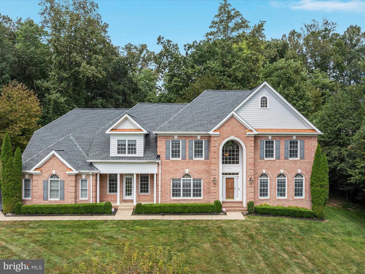 10117 CARLINGTON VALLEY CT, MANASSAS, Virginia 20111, 4 Bedrooms Bedrooms, ,4 BathroomsBathrooms,Residential,For sale,10117 CARLINGTON VALLEY CT,VAPW2103800 MLS # VAPW2103800