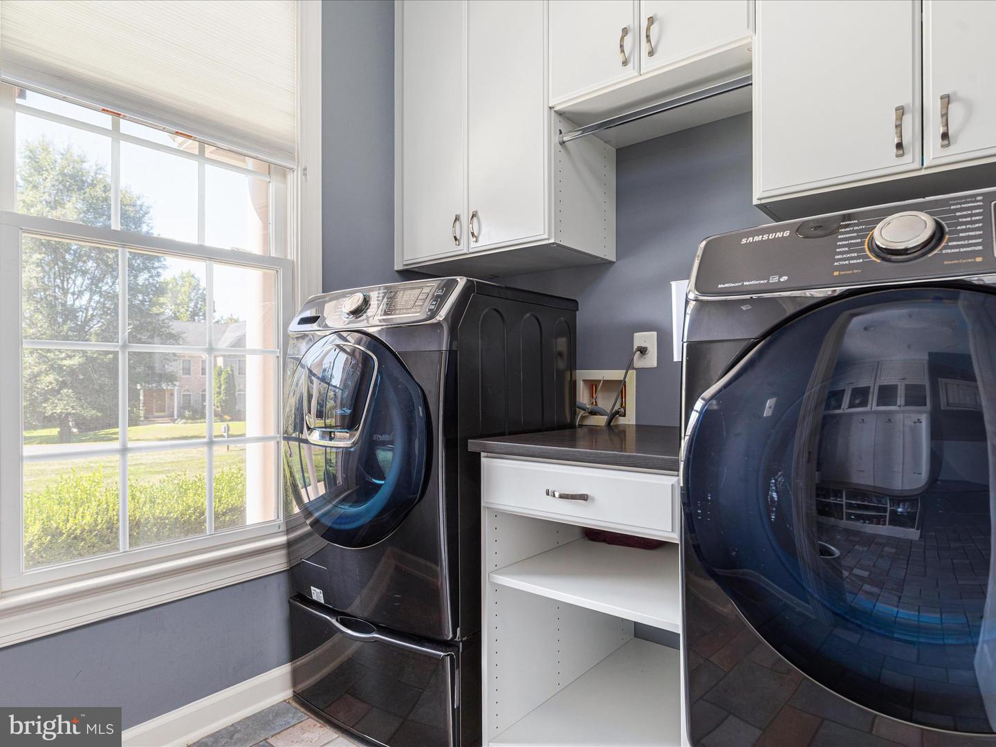 10117 CARLINGTON VALLEY CT, MANASSAS, Virginia 20111, 4 Bedrooms Bedrooms, ,4 BathroomsBathrooms,Residential,For sale,10117 CARLINGTON VALLEY CT,VAPW2103800 MLS # VAPW2103800