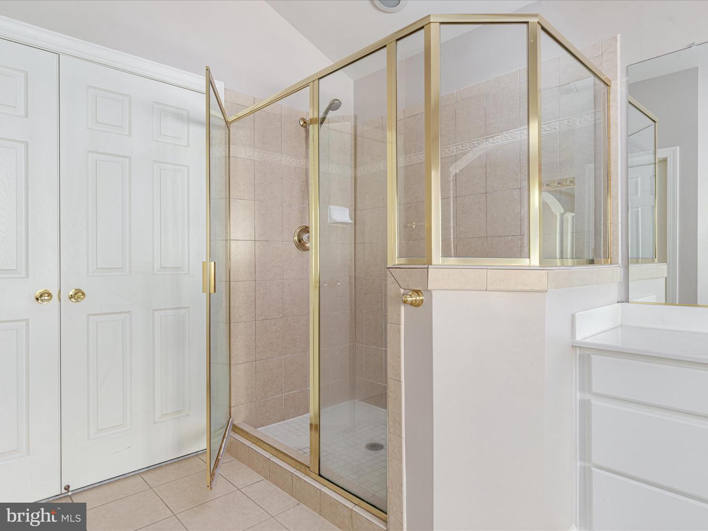 10117 CARLINGTON VALLEY CT, MANASSAS, Virginia 20111, 4 Bedrooms Bedrooms, ,4 BathroomsBathrooms,Residential,For sale,10117 CARLINGTON VALLEY CT,VAPW2103800 MLS # VAPW2103800