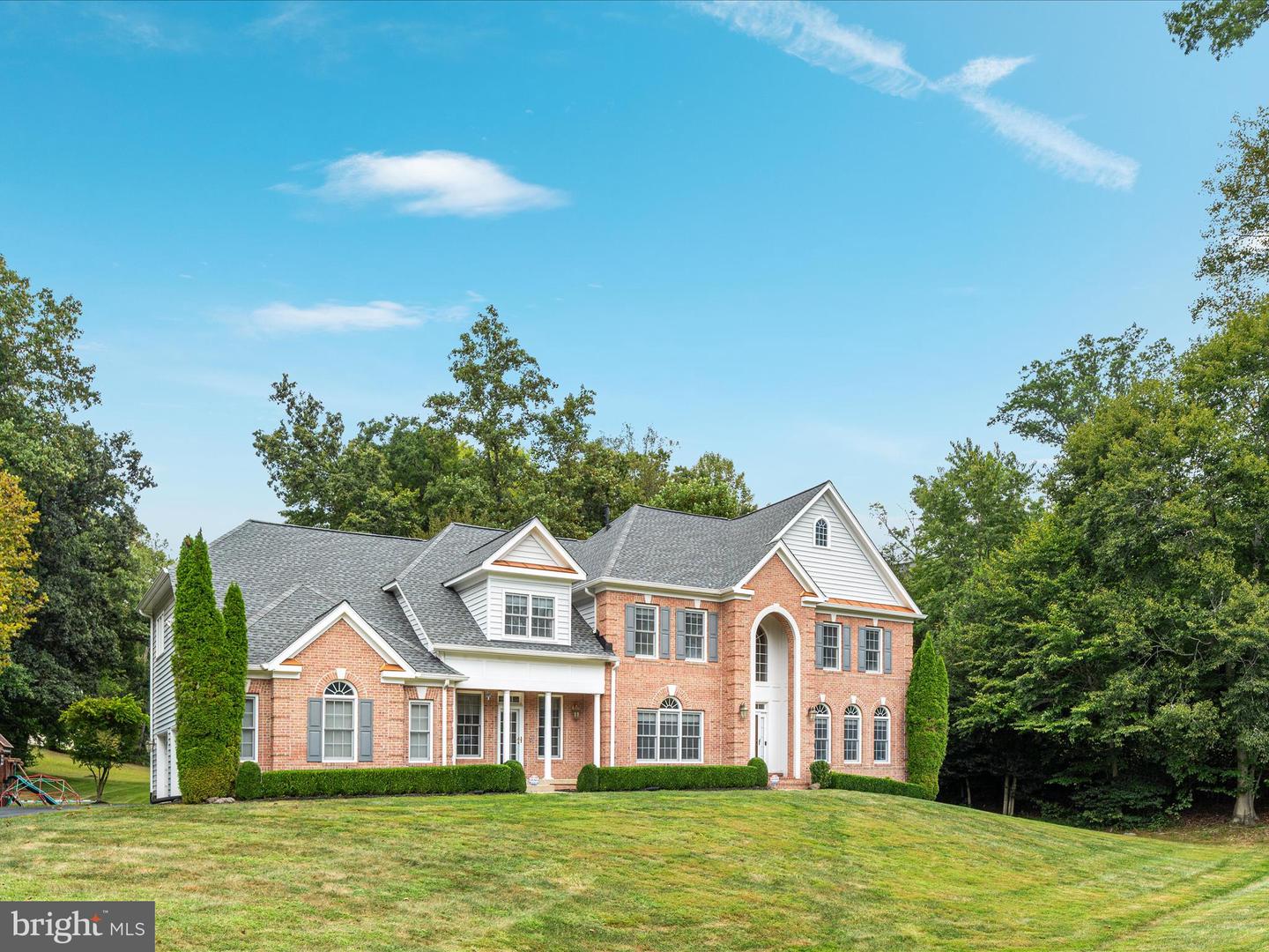 10117 CARLINGTON VALLEY CT, MANASSAS, Virginia 20111, 4 Bedrooms Bedrooms, ,4 BathroomsBathrooms,Residential,For sale,10117 CARLINGTON VALLEY CT,VAPW2103800 MLS # VAPW2103800