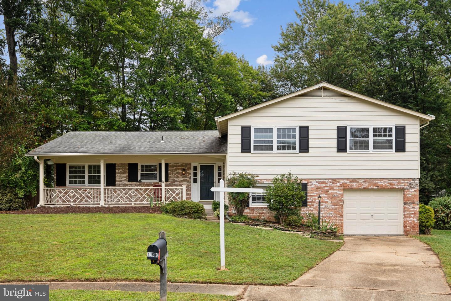 10600 VENNARD PL, FAIRFAX, Virginia 22032, 5 Bedrooms Bedrooms, ,3 BathroomsBathrooms,Residential,For sale,10600 VENNARD PL,VAFX2266500 MLS # VAFX2266500