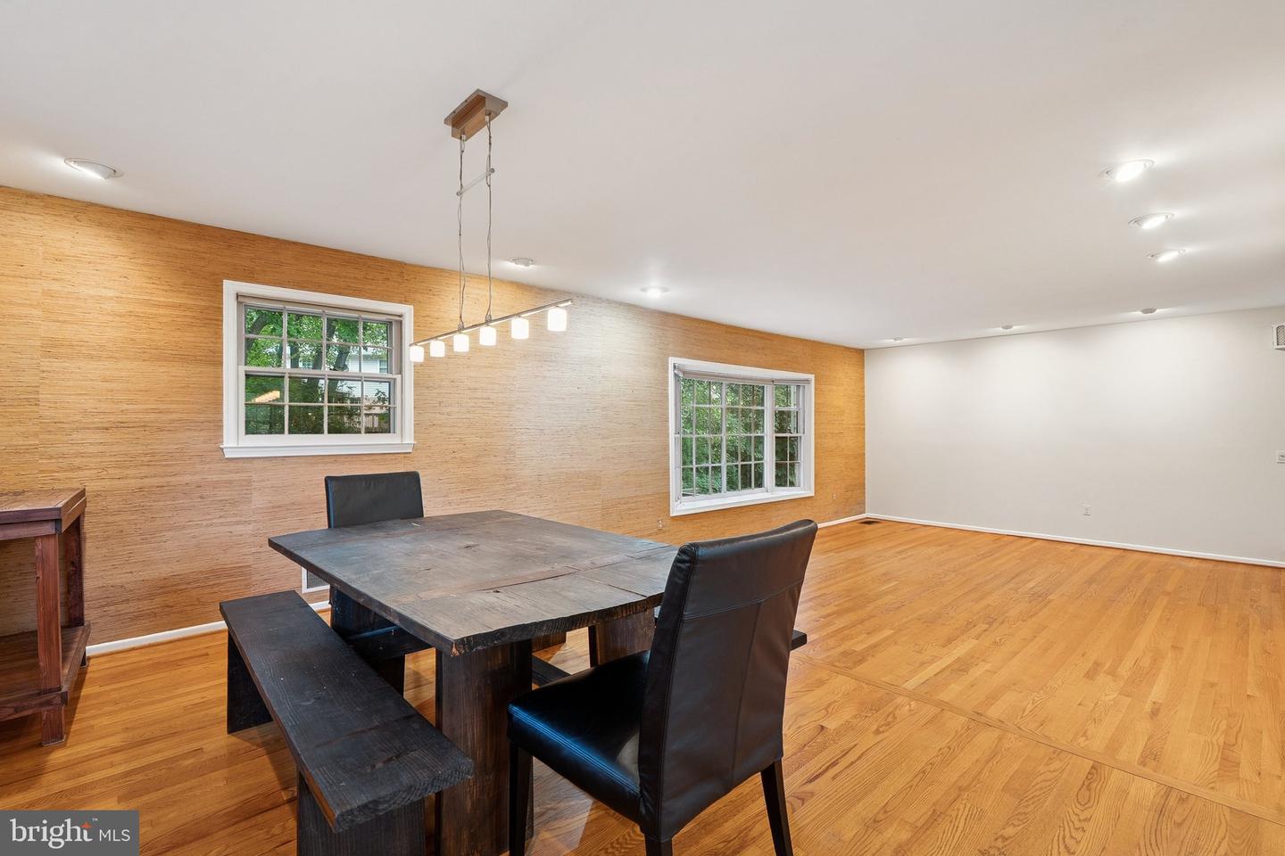 10600 VENNARD PL, FAIRFAX, Virginia 22032, 5 Bedrooms Bedrooms, ,3 BathroomsBathrooms,Residential,For sale,10600 VENNARD PL,VAFX2266500 MLS # VAFX2266500