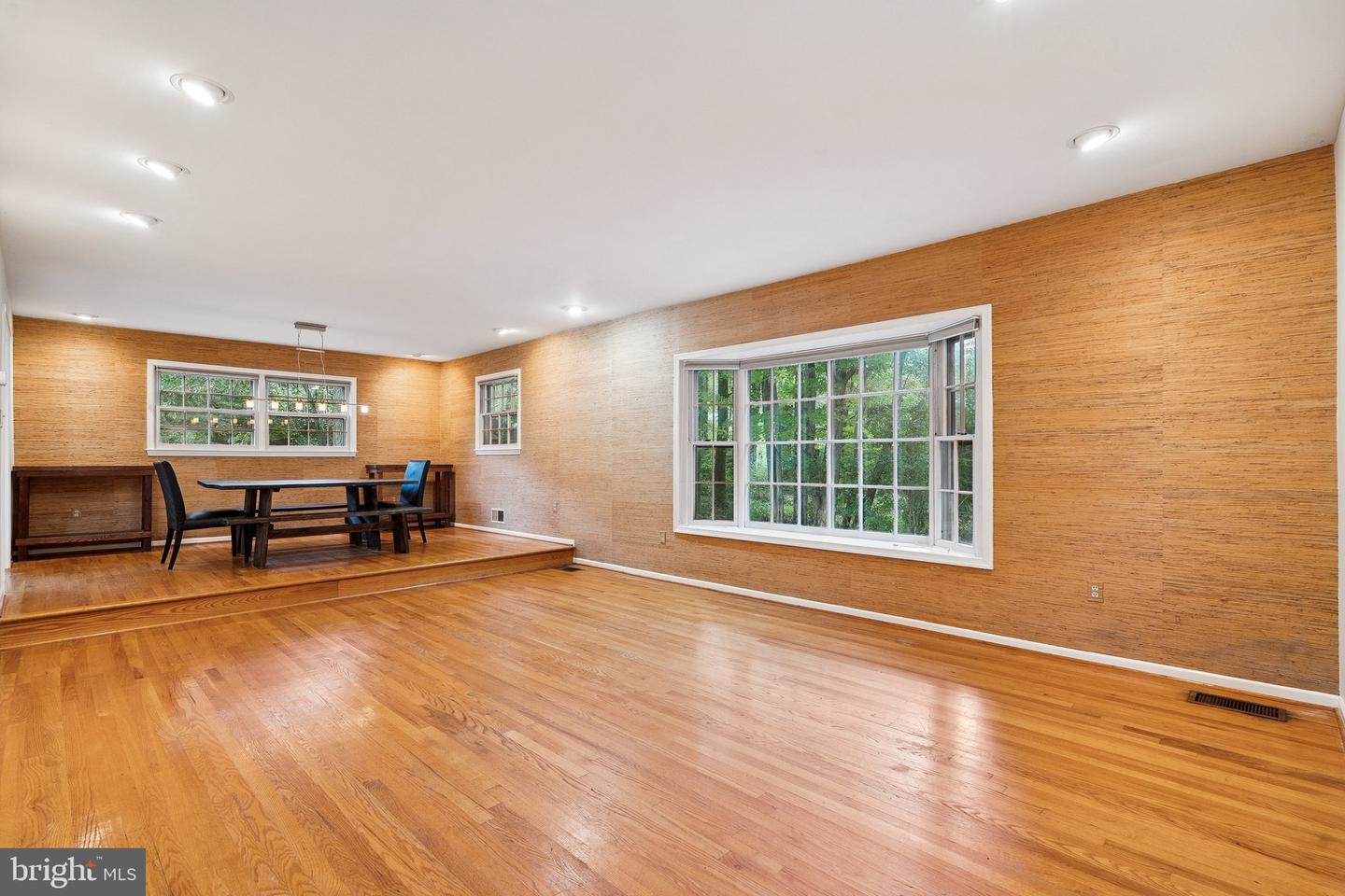 10600 VENNARD PL, FAIRFAX, Virginia 22032, 5 Bedrooms Bedrooms, ,3 BathroomsBathrooms,Residential,For sale,10600 VENNARD PL,VAFX2266500 MLS # VAFX2266500