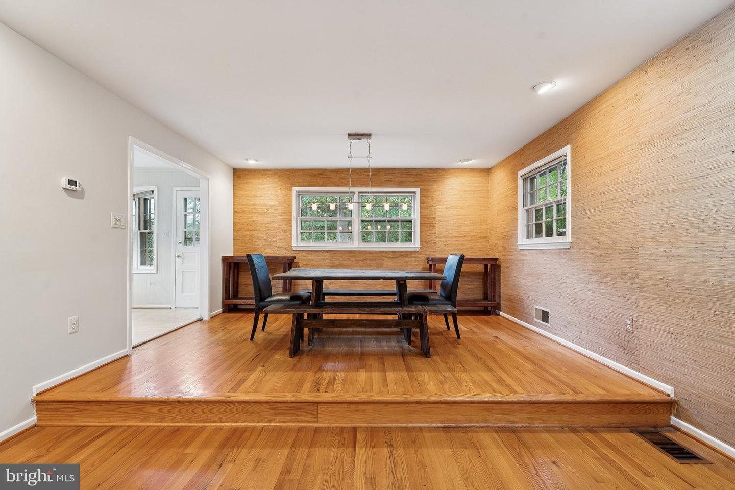10600 VENNARD PL, FAIRFAX, Virginia 22032, 5 Bedrooms Bedrooms, ,3 BathroomsBathrooms,Residential,For sale,10600 VENNARD PL,VAFX2266500 MLS # VAFX2266500