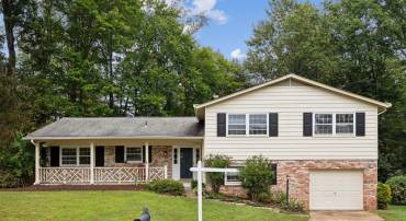 10600 VENNARD PL, FAIRFAX, Virginia 22032, 5 Bedrooms Bedrooms, ,3 BathroomsBathrooms,Residential,For sale,10600 VENNARD PL,VAFX2266500 MLS # VAFX2266500