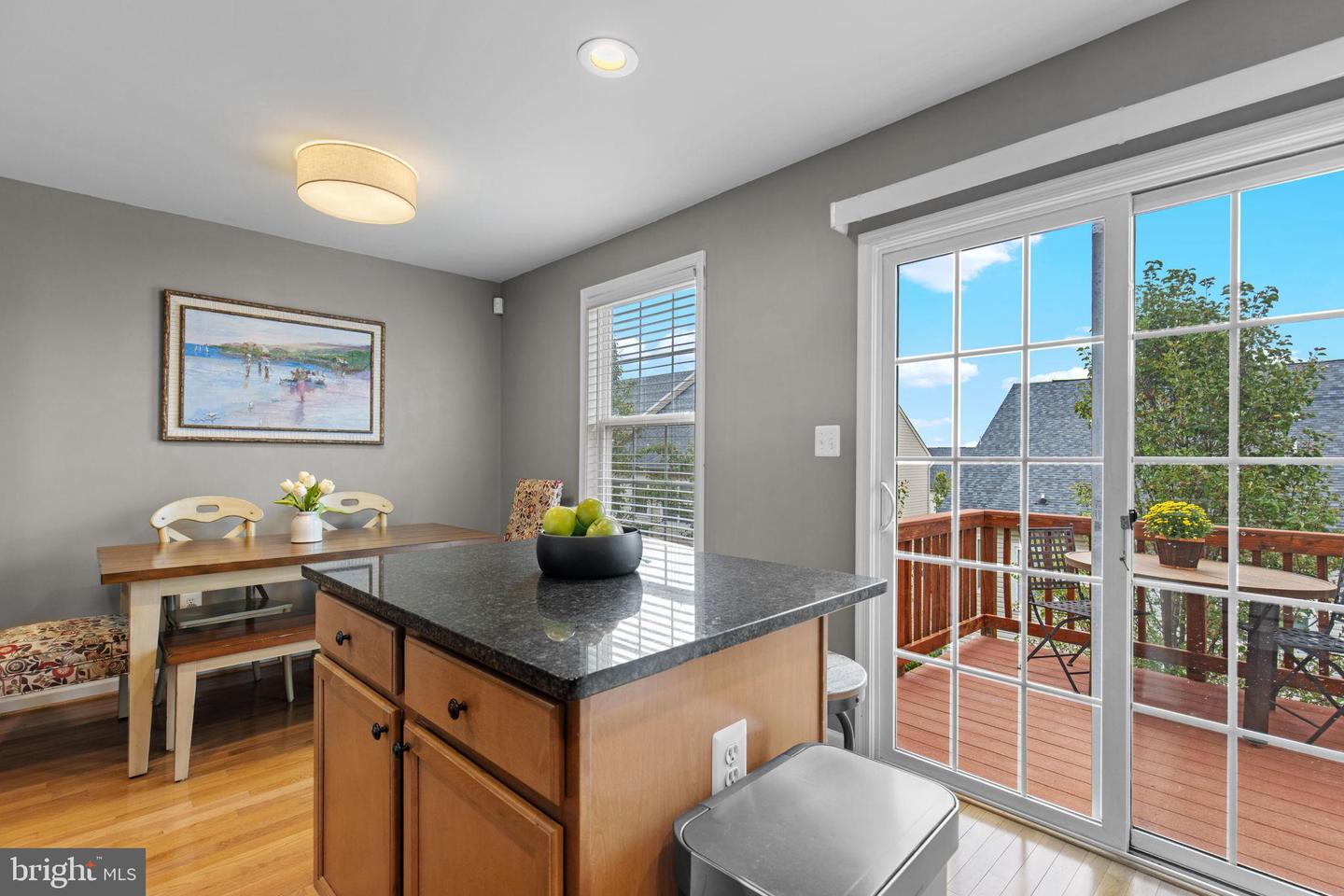2904 TRUFFLE OAK PL, WOODBRIDGE, Virginia 22191, 2 Bedrooms Bedrooms, 6 Rooms Rooms,3 BathroomsBathrooms,Residential,For sale,2904 TRUFFLE OAK PL,VAPW2103856 MLS # VAPW2103856
