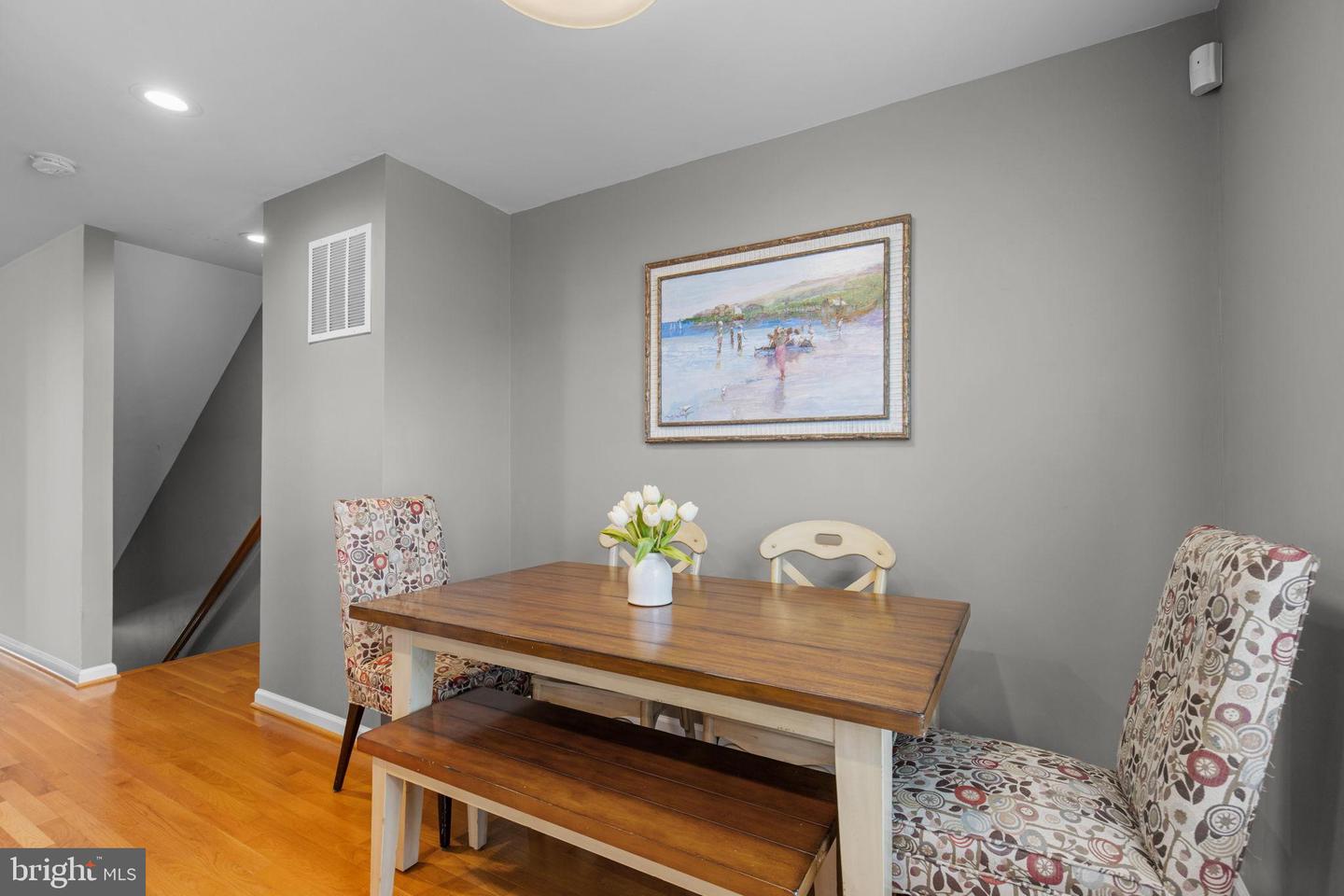 2904 TRUFFLE OAK PL, WOODBRIDGE, Virginia 22191, 2 Bedrooms Bedrooms, 6 Rooms Rooms,3 BathroomsBathrooms,Residential,For sale,2904 TRUFFLE OAK PL,VAPW2103856 MLS # VAPW2103856