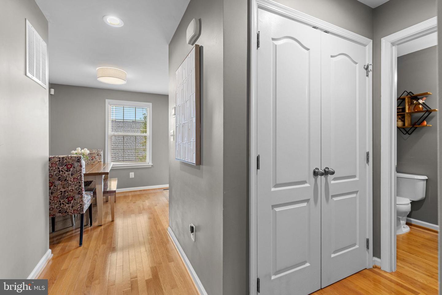 2904 TRUFFLE OAK PL, WOODBRIDGE, Virginia 22191, 2 Bedrooms Bedrooms, 6 Rooms Rooms,3 BathroomsBathrooms,Residential,For sale,2904 TRUFFLE OAK PL,VAPW2103856 MLS # VAPW2103856