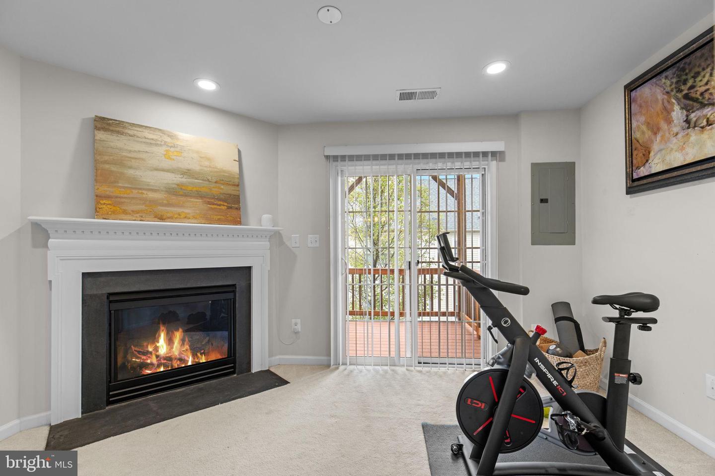 2904 TRUFFLE OAK PL, WOODBRIDGE, Virginia 22191, 2 Bedrooms Bedrooms, 6 Rooms Rooms,3 BathroomsBathrooms,Residential,For sale,2904 TRUFFLE OAK PL,VAPW2103856 MLS # VAPW2103856