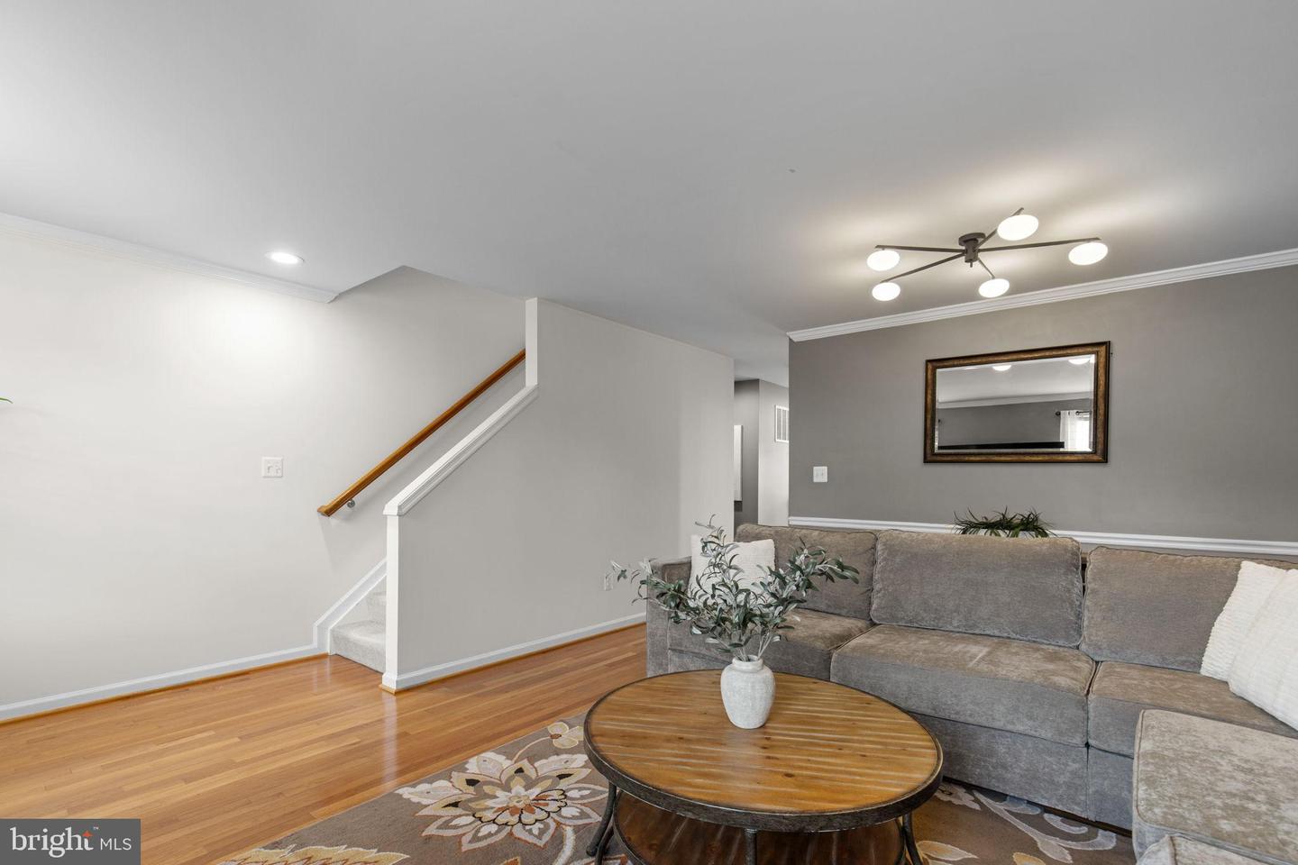 2904 TRUFFLE OAK PL, WOODBRIDGE, Virginia 22191, 2 Bedrooms Bedrooms, 6 Rooms Rooms,3 BathroomsBathrooms,Residential,For sale,2904 TRUFFLE OAK PL,VAPW2103856 MLS # VAPW2103856