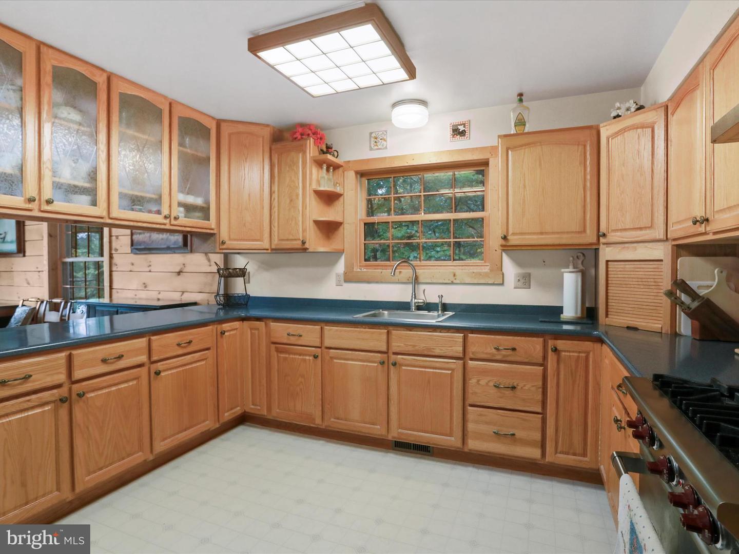 1027 DRY RUN RD, FORT VALLEY, Virginia 22652, 3 Bedrooms Bedrooms, ,2 BathroomsBathrooms,Residential,For sale,1027 DRY RUN RD,VASH2012520 MLS # VASH2012520