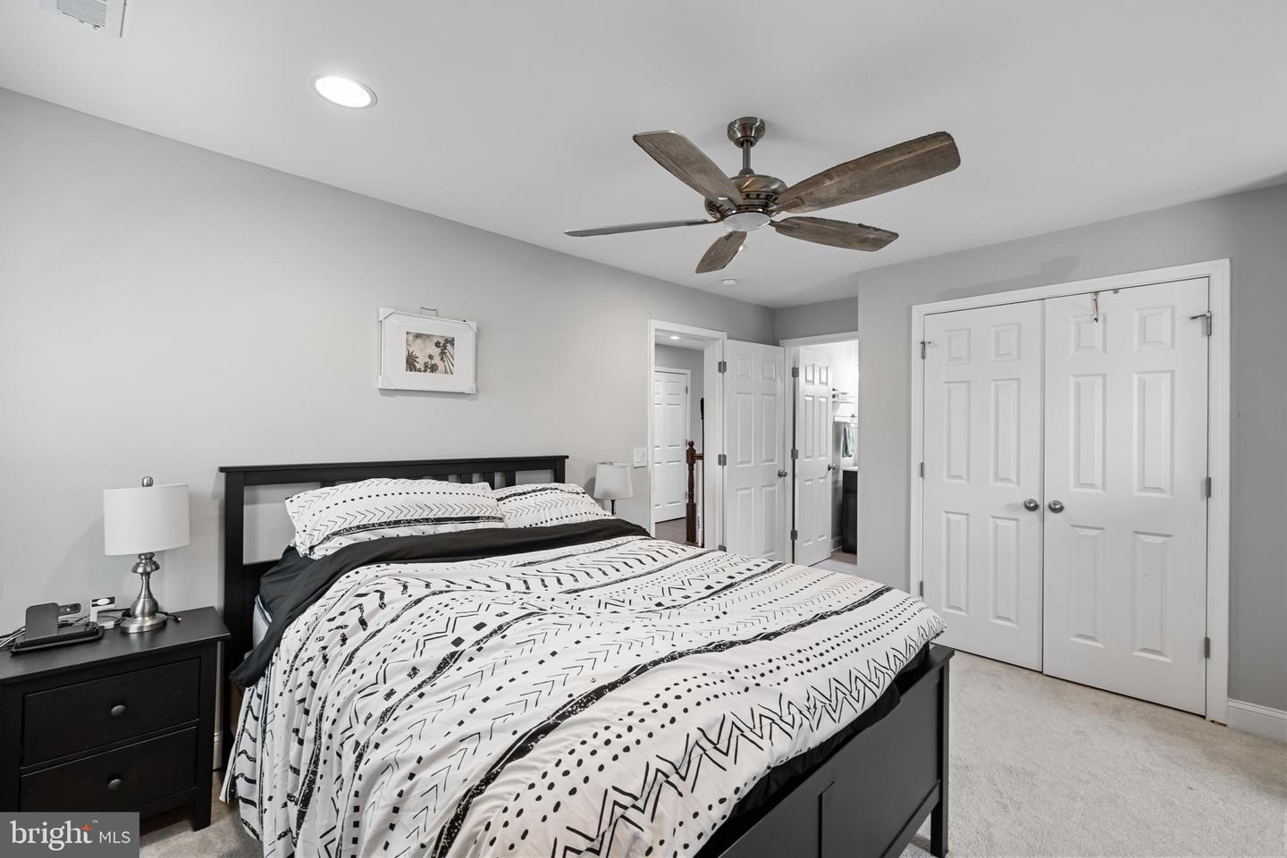 3327 5TH ST SE, WASHINGTON, District Of Columbia 20032, 4 Bedrooms Bedrooms, ,4 BathroomsBathrooms,Residential,For sale,3327 5TH ST SE,DCDC2222026 MLS # DCDC2222026