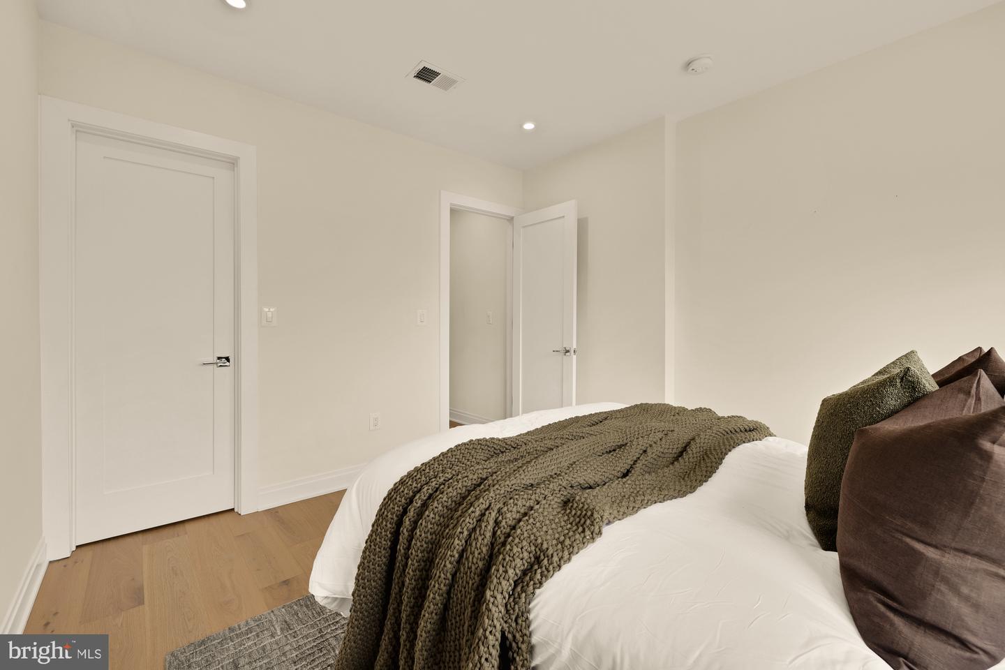 428 SHEPHERD ST NW, WASHINGTON, District Of Columbia 20011, 5 Bedrooms Bedrooms, ,3 BathroomsBathrooms,Residential,For sale,428 SHEPHERD ST NW,DCDC2222152 MLS # DCDC2222152