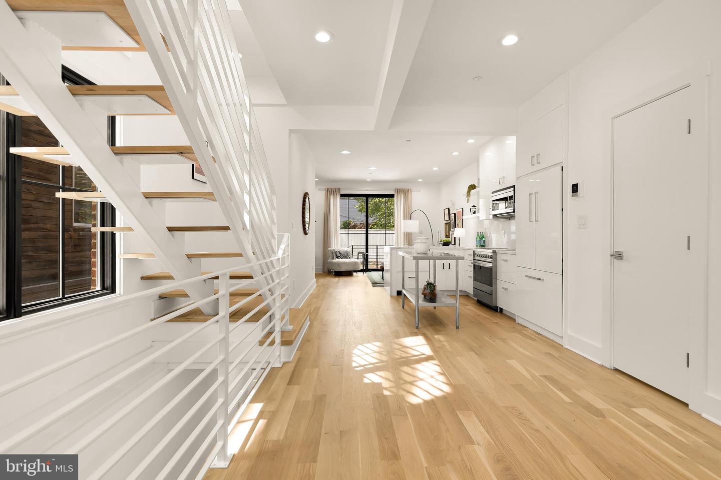 1205 10TH ST NW #A, WASHINGTON, District Of Columbia 20001, 4 Bedrooms Bedrooms, ,3 BathroomsBathrooms,Residential,For sale,1205 10TH ST NW #A,DCDC2222206 MLS # DCDC2222206