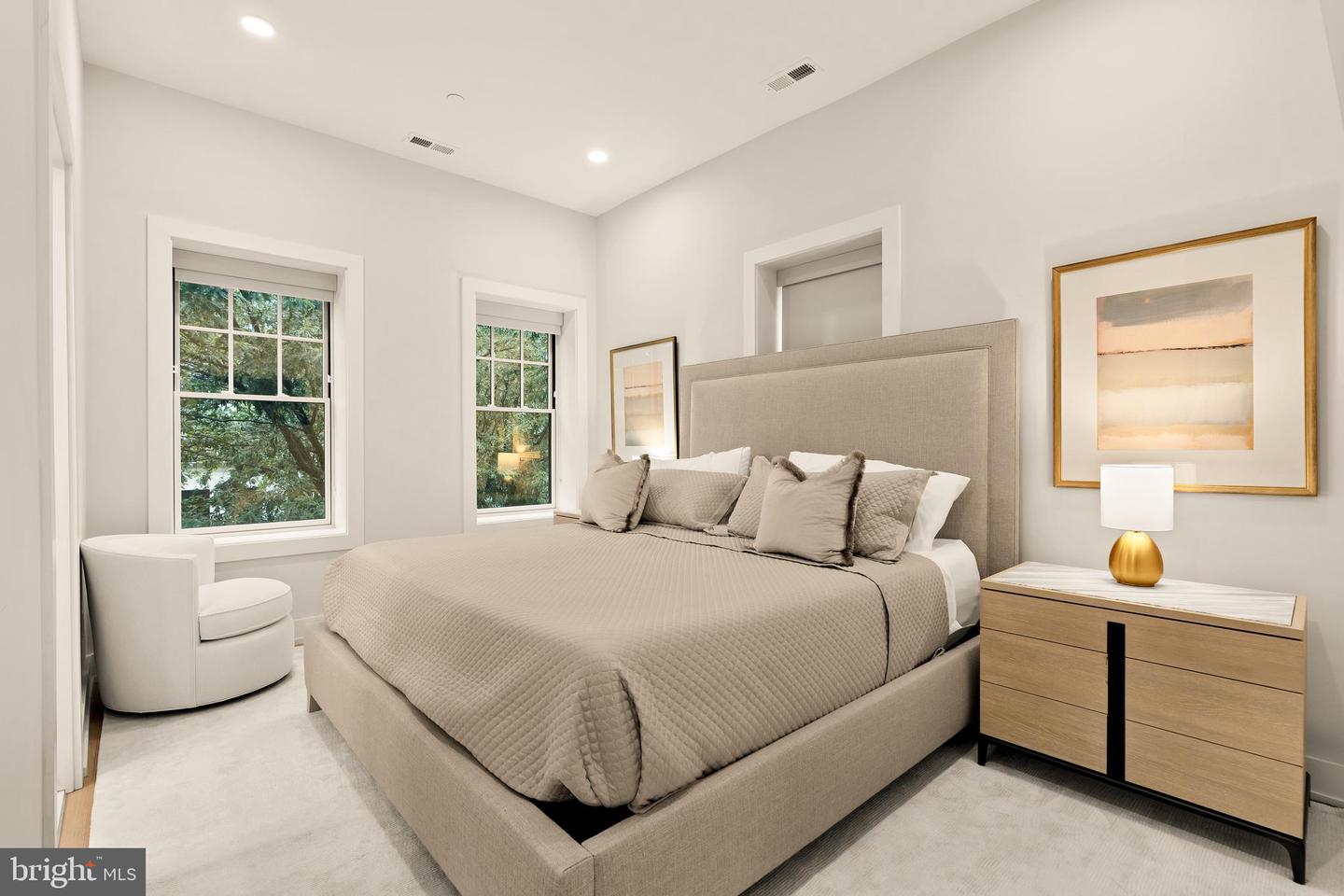 1746 LANIER PL NW #3, WASHINGTON, District Of Columbia 20009, 3 Bedrooms Bedrooms, ,2 BathroomsBathrooms,Residential,For sale,1746 LANIER PL NW #3,DCDC2222412 MLS # DCDC2222412